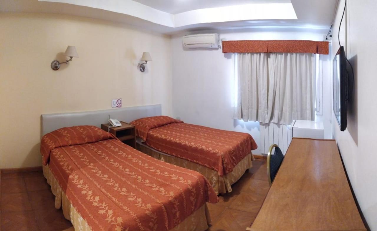 Hotel Crystal Neuquén Екстериор снимка