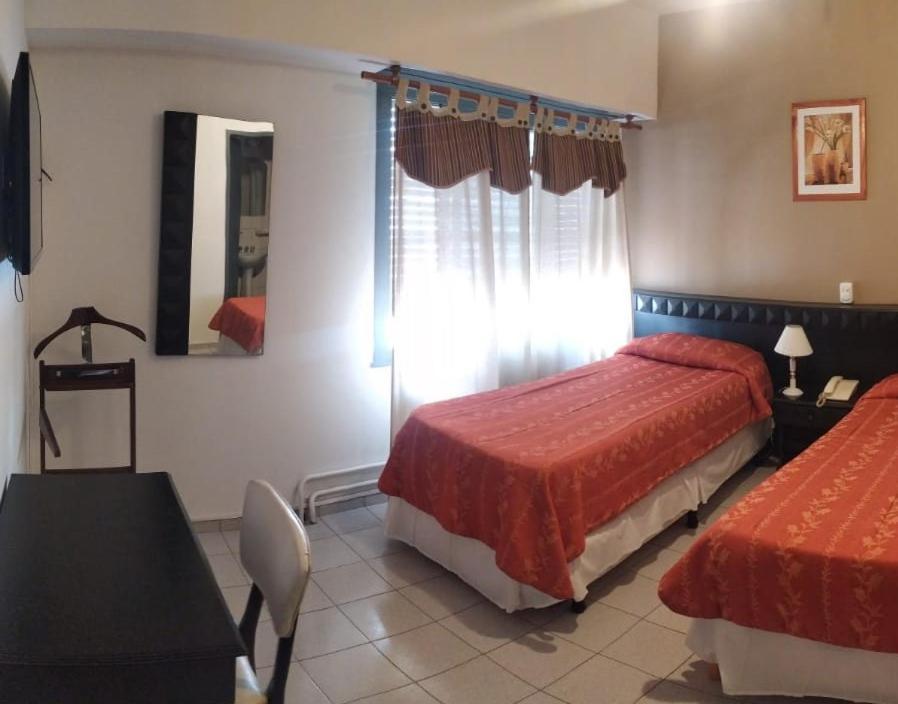 Hotel Crystal Neuquén Екстериор снимка