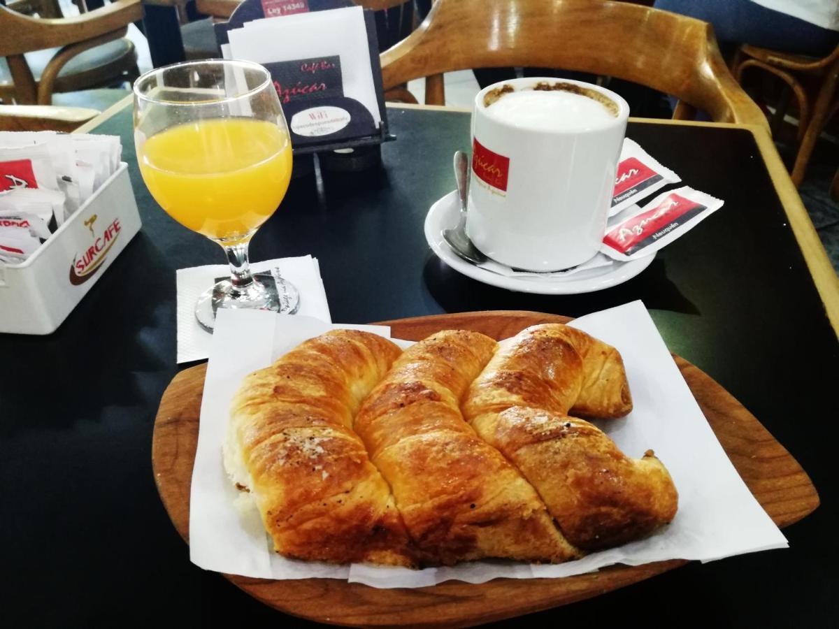 Hotel Crystal Neuquén Екстериор снимка